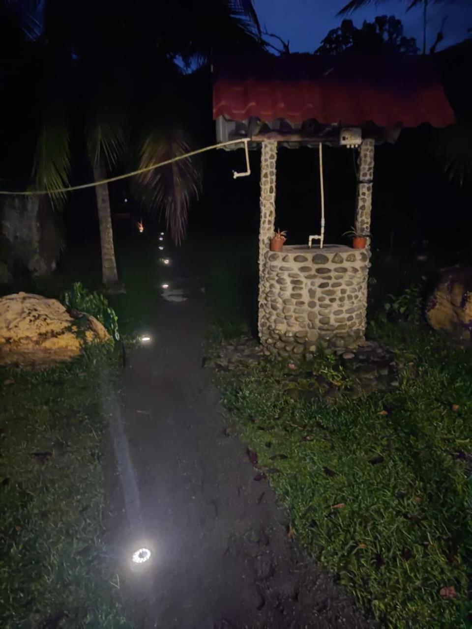 Quinta 24 De Junio Villa Guacimo  ภายนอก รูปภาพ